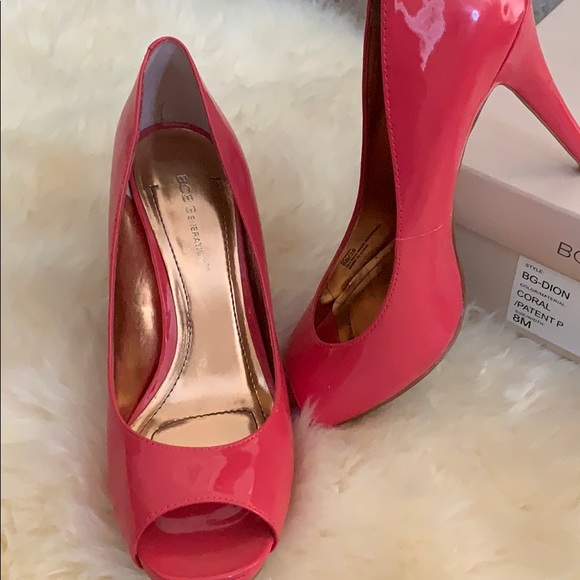 ❤️BCBGeneration Coral Patent Heels, Size 8M - Picture 2 of 4